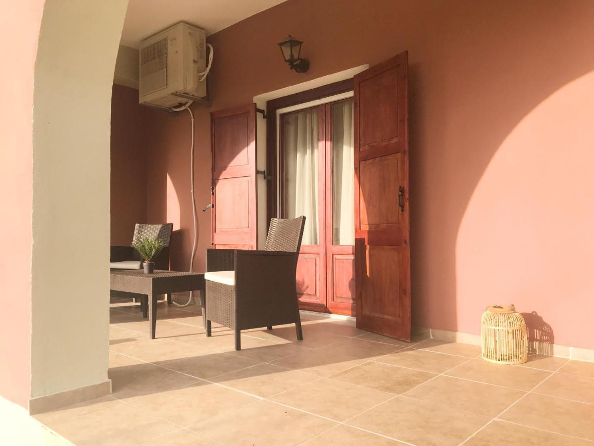 Fairytales Luxury Apartment - Sunset View Virós 外观 照片